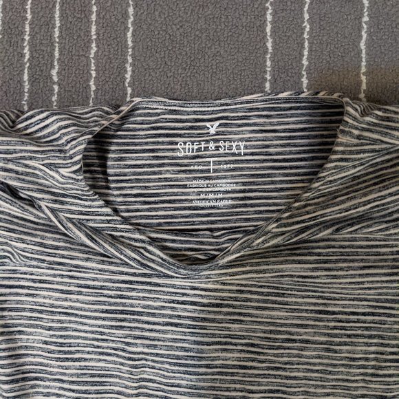 long sleeve tops with tie fron from american eagle - Picture 5 of 5